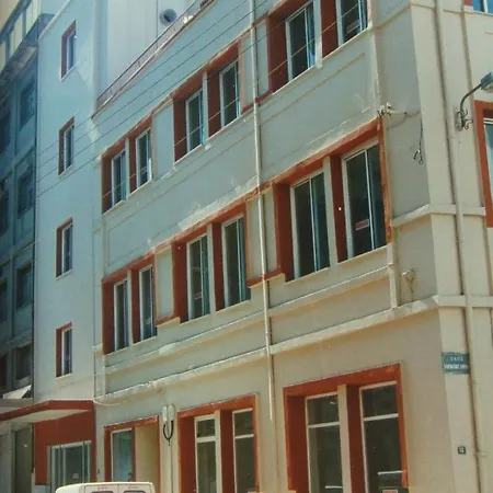 Ladadika New 2 *