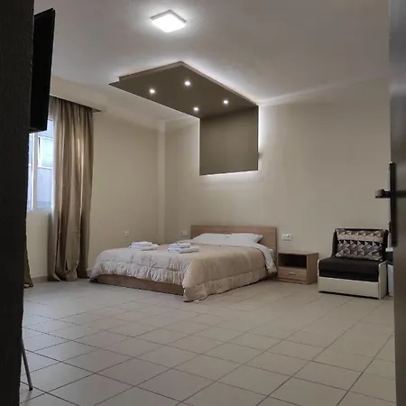 Ladadika New 2 *